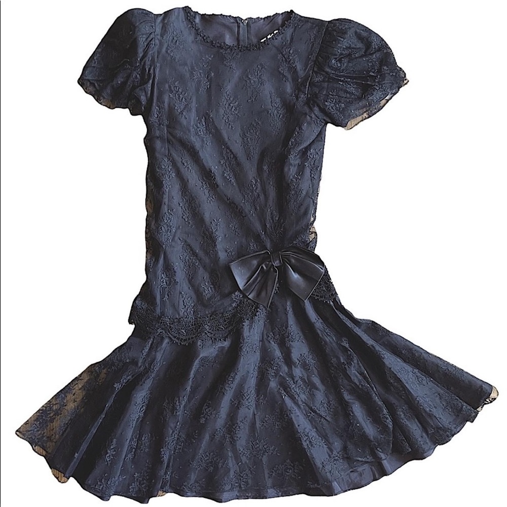 Black lace overlay drop waist dress vintage Madonna 80s witch a goth Gunne Sax!!